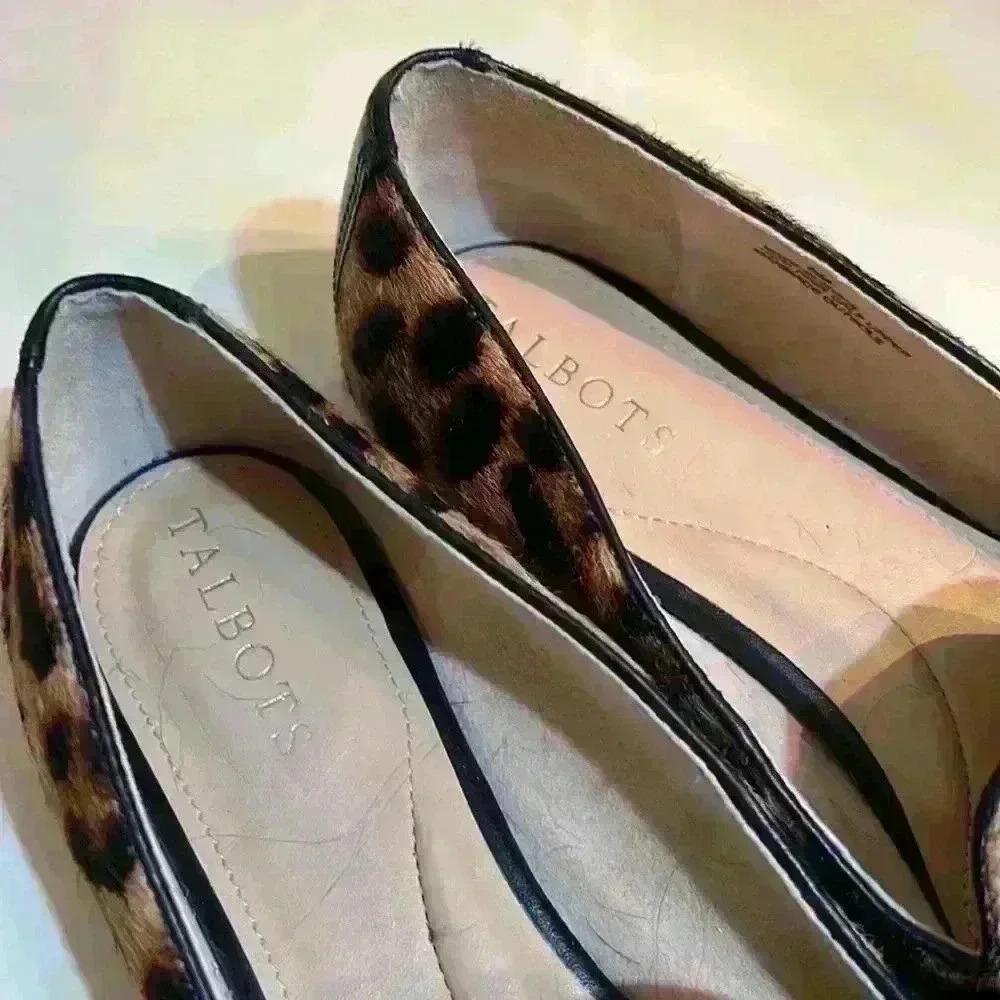TALBOTS LEOPARD FLATS size 8 M - Picture 3 of 4